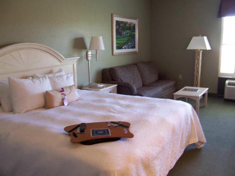 Hampton Inn St. Simons Island Phòng bức ảnh