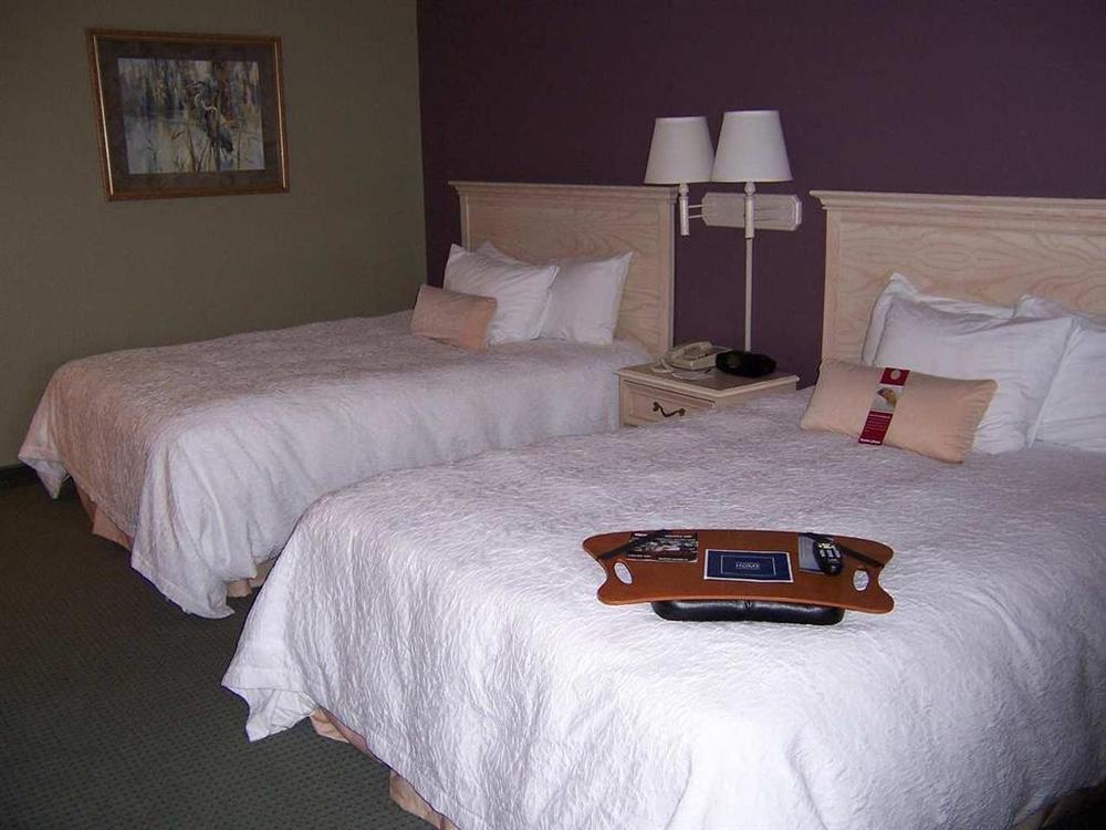 Hampton Inn St. Simons Island Phòng bức ảnh